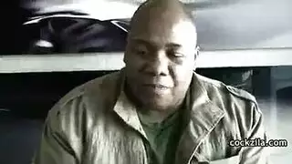 البشعة مرح خشب الأبنوس