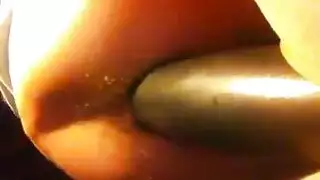 فيلم إباحي قاسي: مي عز تتعرض لإدخال مزدوج وقذف على وجهها